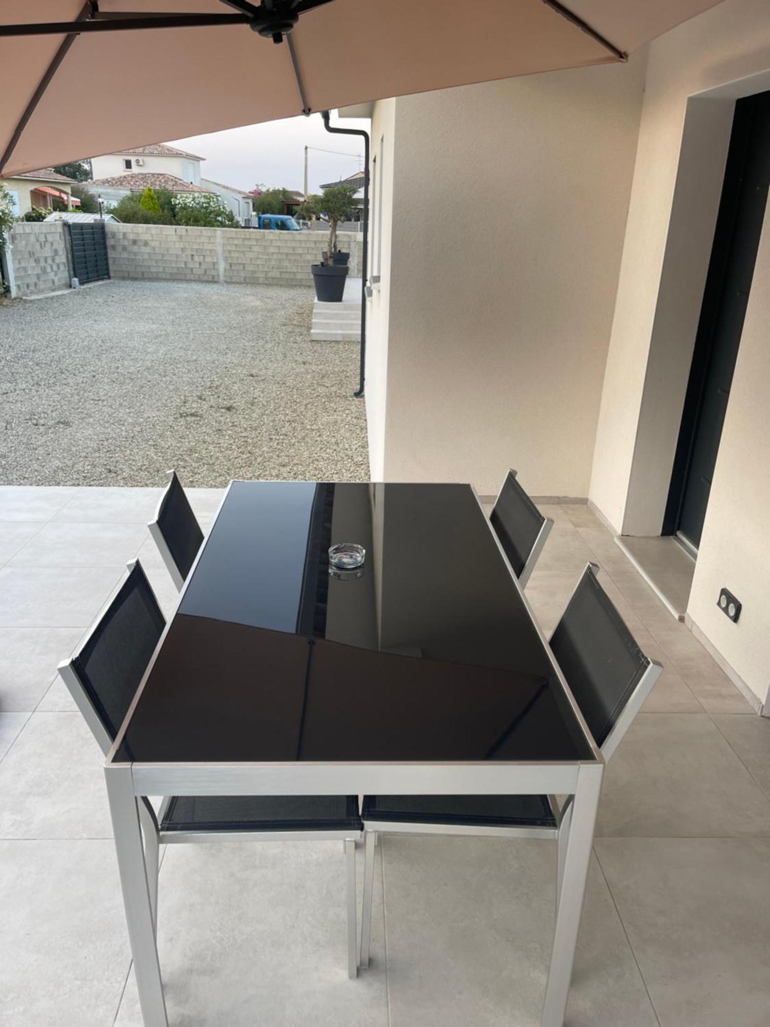 Holiday home Mitoyenne De Standing Proche De Toutes Commodites A